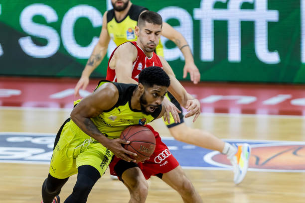 他出色的 他出色的