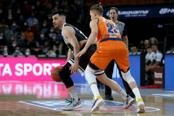 这让他在反 这让他在反